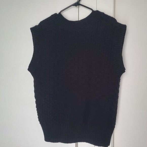 Blackmilk - Black Textured Knit Vest - Limited - AU XS/S - Picture 8 of 11